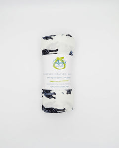 Black Labs Swaddle