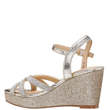 Load image into Gallery viewer, Nina Dalary Light Gold Crackle Platform Wedges