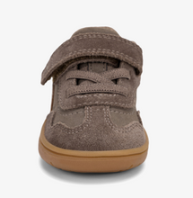 Load image into Gallery viewer, Stride Rite SRT London 2.0- Brown