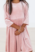 Load image into Gallery viewer, Vintage Pink Velvet Twirl Dress