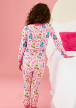 Load image into Gallery viewer, SoftSnooze™ Girls Bamboo Viscose Merry &amp; Bright Christmas Bows Ruffle Long Sleeve Pajama Set