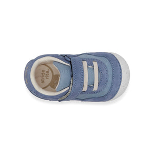 Stride Rite Soft Motion Blue Sprout Sneakers